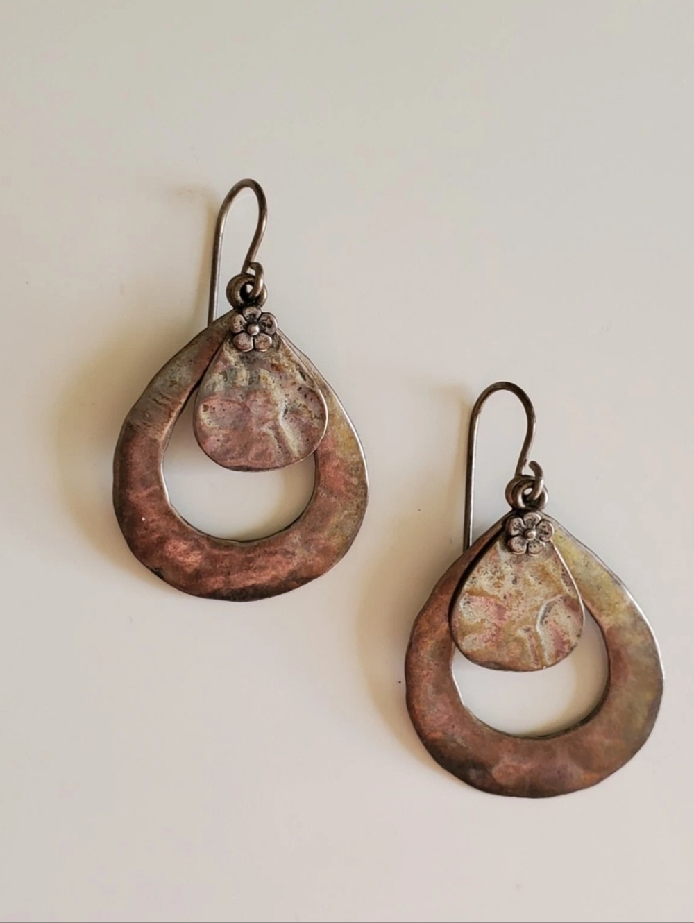 SILPADA HAMMERED STERLING SILVER 925 TEARDROP FLOWER DANGLE EARRINGS